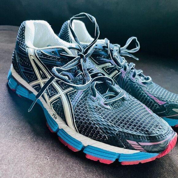 Excellent ASICS GT 2000 Black Blue Ruby Red sz 7 38 EUR - Picture 1 of 14